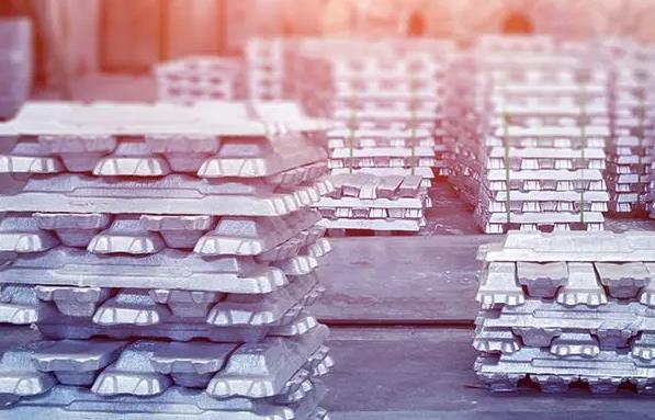 云南电解铝企业今日起限产10% 2022年电解铝概念上市公司一览
